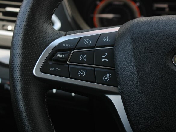 2024 Lada (ВАЗ) Vesta I Рестайлинг (NG), белый, 1392000 рублей - вид 17