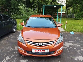 2015 Hyundai Solaris I Рестайлинг, оранжевый, 900000 рублей, вид 1