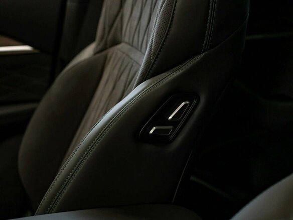 2026 Geely Monjaro I Рестайлинг, серый - вид 19