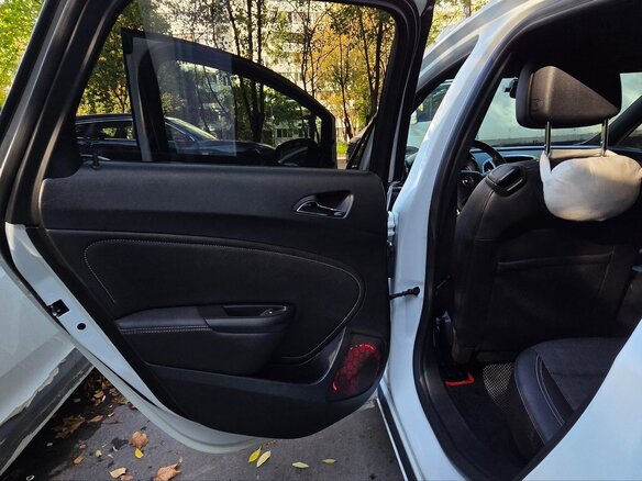 2012 Opel Astra J Рестайлинг, белый, 1100000 рублей - вид 12