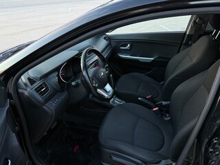 2014 Kia Rio III, чёрный, 1050000 рублей, вид 5