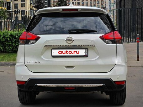 2019 Nissan X-Trail III Рестайлинг, белый, 2100000 рублей, вид 5