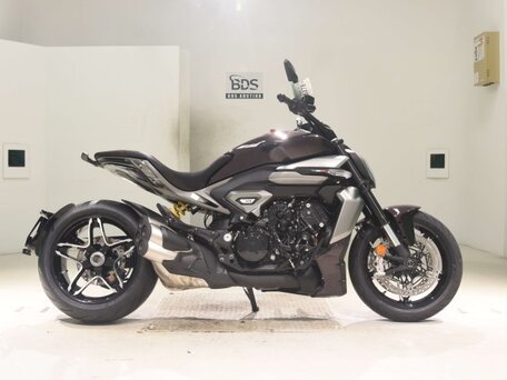 2026 Ducati Diavel V4, фиолетовый, 3250000 рублей, вид 5