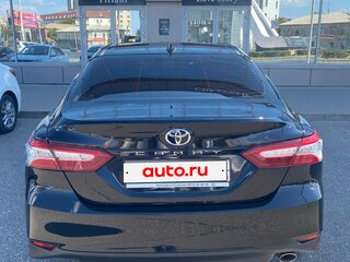 2020 Toyota Camry VIII (XV70), чёрный, 2950000 рублей, вид 2