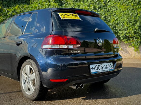2011 Volkswagen Golf VI, синий, 850000 рублей - вид 12