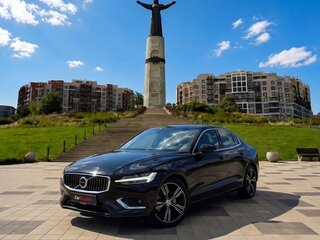 2021 Volvo S60 III, чёрный, 2800000 рублей, вид 1