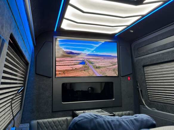 2025 Mercedes-Benz Sprinter, чёрный, 31990000 рублей - вид 24