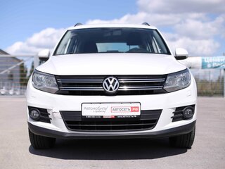 2013 Volkswagen Tiguan I Рестайлинг, белый, 1048700 рублей, вид 2