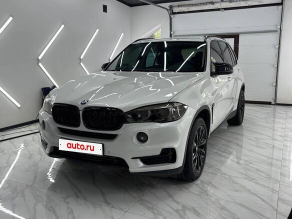 2017 BMW X5 25d III (F15), белый, 3000000 рублей