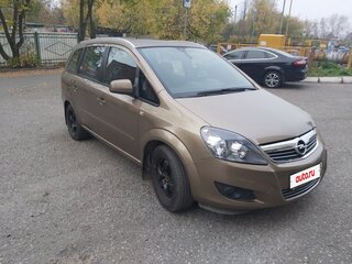 2013 Opel Zafira B Рестайлинг, бежевый, 900000 рублей, вид 1