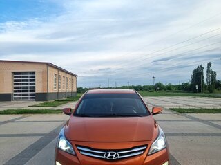 2015 Hyundai Solaris I Рестайлинг, оранжевый, 1000000 рублей, вид 3