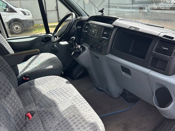 2010 Ford Transit, белый, 850000 рублей - вид 11