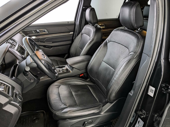 2018 Ford Explorer V Рестайлинг 2, чёрный, 2475000 рублей - вид 19