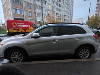 2017 Mitsubishi ASX I Рестайлинг 2, серебристый, 1200000 рублей, вид 4