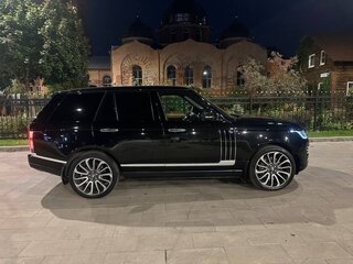 2019 Land Rover Range Rover IV Рестайлинг, чёрный, 6490000 рублей, вид 3