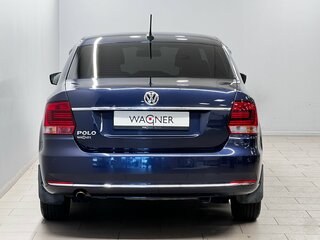 2017 Volkswagen Polo V Рестайлинг, синий, 1077000 рублей, вид 3