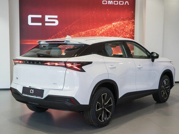 2026 Omoda C5 II, белый, 2399000 рублей - вид 5