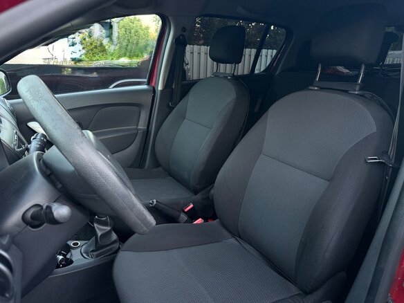 2014 Renault Sandero II, красный, 650000 рублей - вид 5