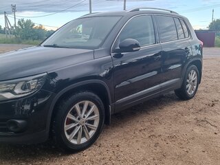 2012 Volkswagen Tiguan I Рестайлинг, чёрный, 1399000 рублей, вид 3