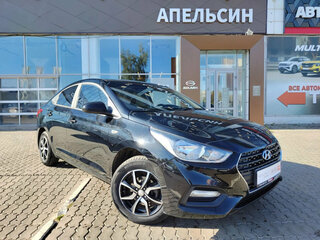 2018 Hyundai Solaris II, чёрный, 1261750 рублей, вид 1