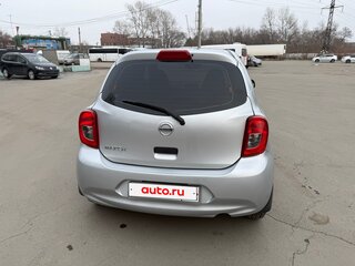 2013 Nissan March IV (K13) Рестайлинг, серебристый, 550000 рублей, вид 2