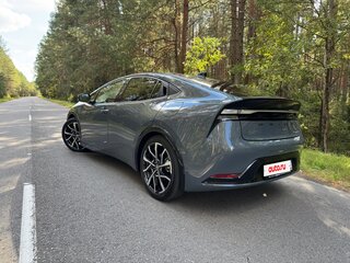 2023 Toyota Prius PHV V (XW60), серый, 5300000 рублей, вид 3