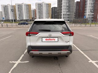 2022 Toyota RAV4 V (XA50), белый, 3500000 рублей, вид 3
