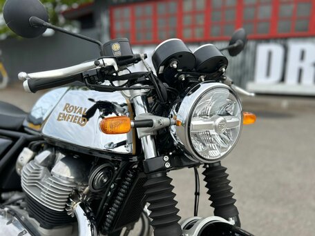 2024 Royal Enfield Continental GT, серебристый, 569000 рублей, вид 4