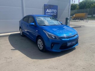 2017 Kia Rio IV, синий, 996000 рублей, вид 3