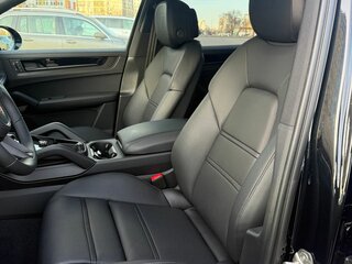 2026 Porsche Cayenne III Рестайлинг, чёрный, 18500000 рублей, вид 5