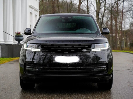 2025 Land Rover Range Rover P550e V, чёрный, 22480000 рублей, вид 4