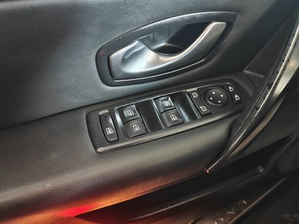2008 Renault Laguna III, чёрный, 559000 рублей - вид 14