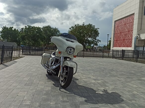 2015 Harley-Davidson Street Glide Special, белый, 1499000 рублей - вид 1