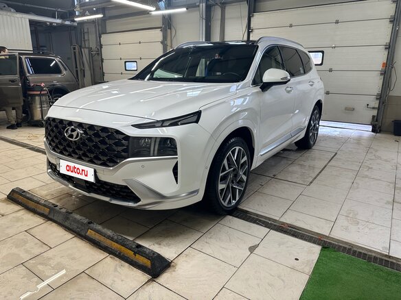 2021 Hyundai Santa Fe IV Рестайлинг, белый - вид 3