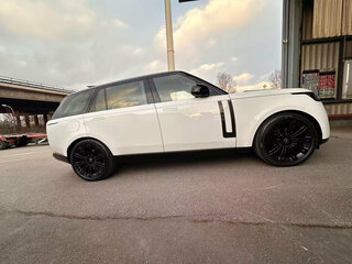 2025 Land Rover Range Rover D350 MHEV Long V, белый, 22220000 рублей, вид 4