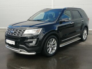 2017 Ford Explorer V Рестайлинг, чёрный, 2970000 рублей, вид 3