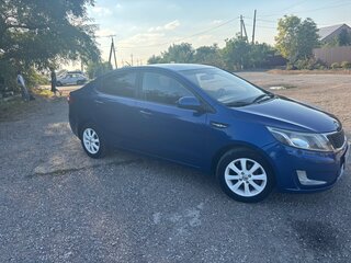 2013 Kia Rio III, синий, 620000 рублей, вид 5