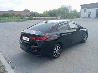 2017 Hyundai Solaris II, чёрный, 1025000 рублей, вид 5