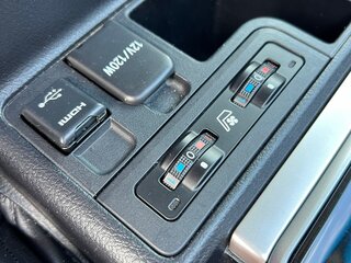 2019 Toyota Land Cruiser Prado 150 Series Рестайлинг 2, белый, 5250000 рублей, вид 4