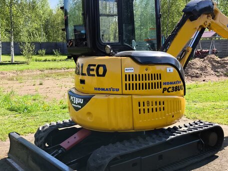 2015 Komatsu PC38, жёлтый, 3500000 рублей, вид 5