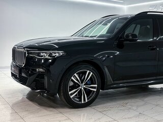 2021 BMW X7 40i I (G07), чёрный, 8190000 рублей, вид 5