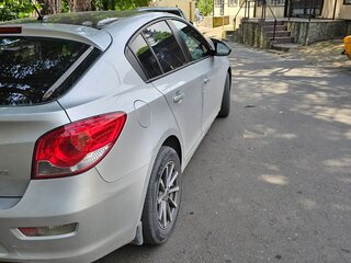 2013 Chevrolet Cruze I Рестайлинг, серебристый, 680000 рублей, вид 5