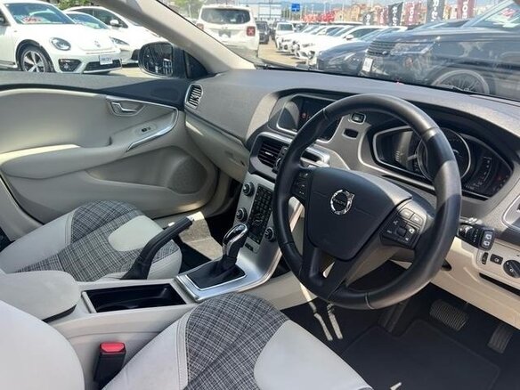 2020 Volvo V40 II Рестайлинг, синий - вид 8
