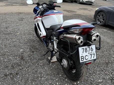 2006 Honda VFR 800, синий, 530000 рублей, вид 3