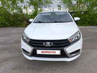 2017 Lada (ВАЗ) Vesta I, белый, 850000 рублей, вид 2