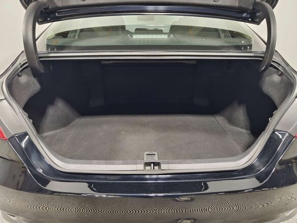 2019 Toyota Camry VIII (XV70), чёрный, 2689000 рублей - вид 20