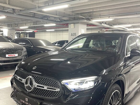2026 Mercedes-Benz GLC Coupe 300 II (C254), чёрный, 10400000 рублей - вид 1