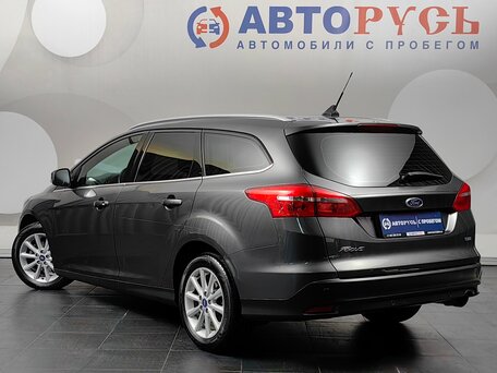2017 Ford Focus III Рестайлинг, серый, 850000 рублей, вид 2