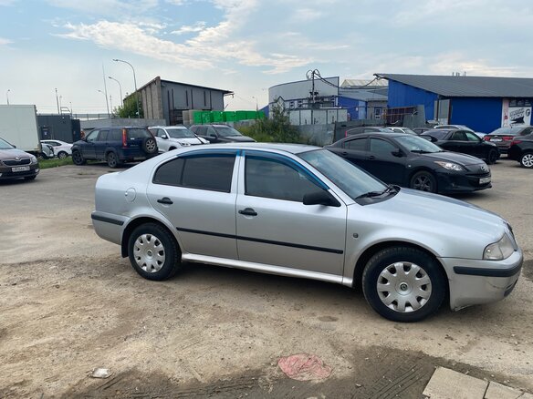 2010 Skoda Octavia I (A4) Рестайлинг, серебристый, 365000 рублей - вид 6