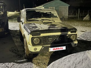 1999 Lada (ВАЗ) 2121 (4x4) I Рестайлинг, белый, 310000 рублей, вид 3